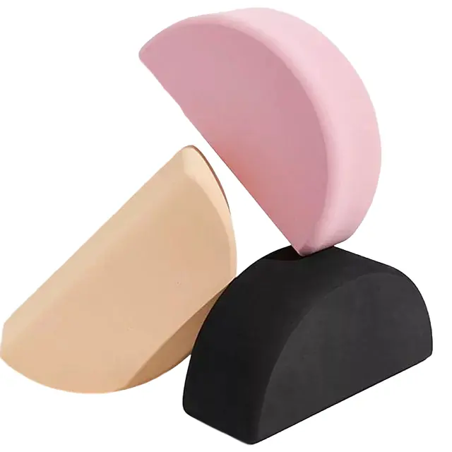 Khối tập yoga hình nửa vầng trăng